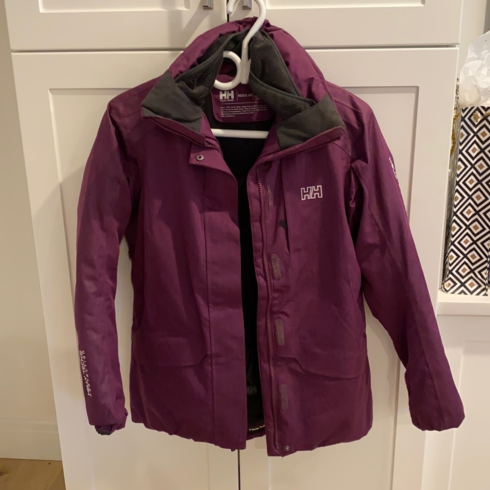 Helly Hansen XS purple ski/snowboard jacket
